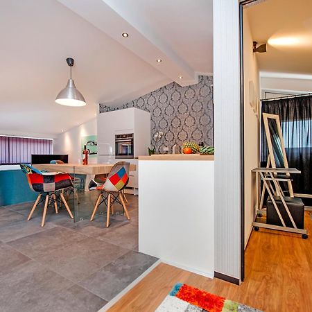 Lakovich Sea View Apartments Ровинь Экстерьер фото