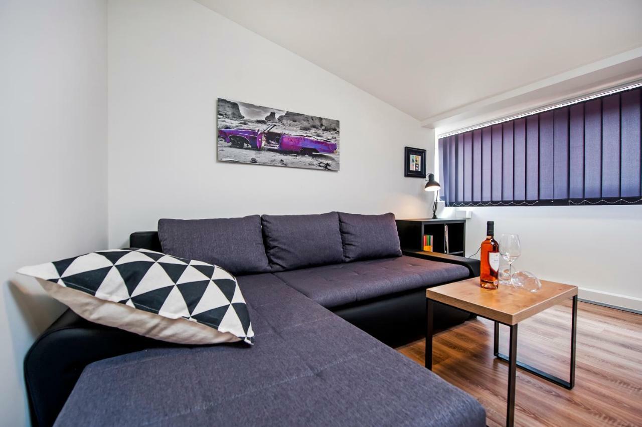 Lakovich Sea View Apartments Ровинь Экстерьер фото