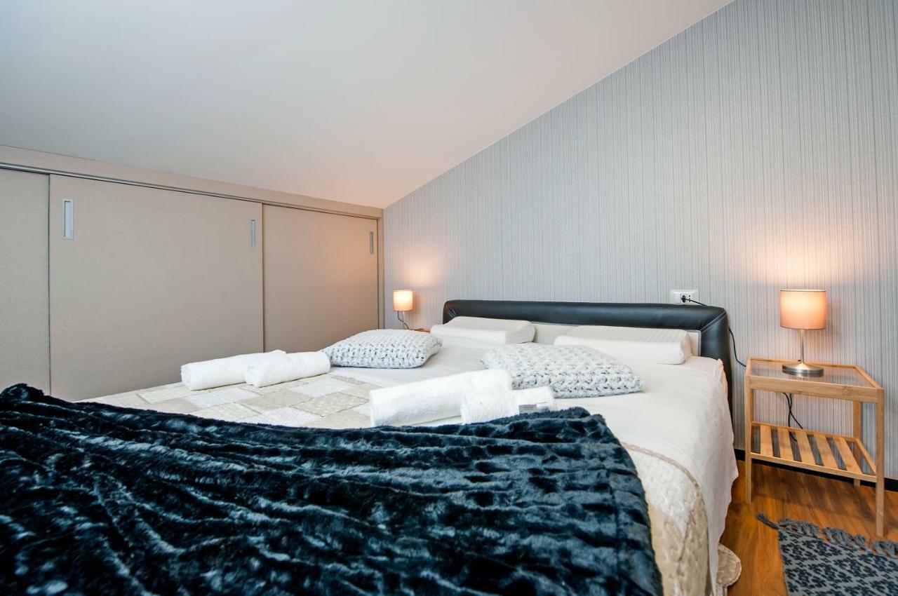 Lakovich Sea View Apartments Ровинь Экстерьер фото